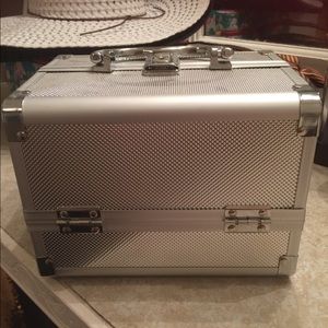 Makeup jewelry case with mirror ♥️